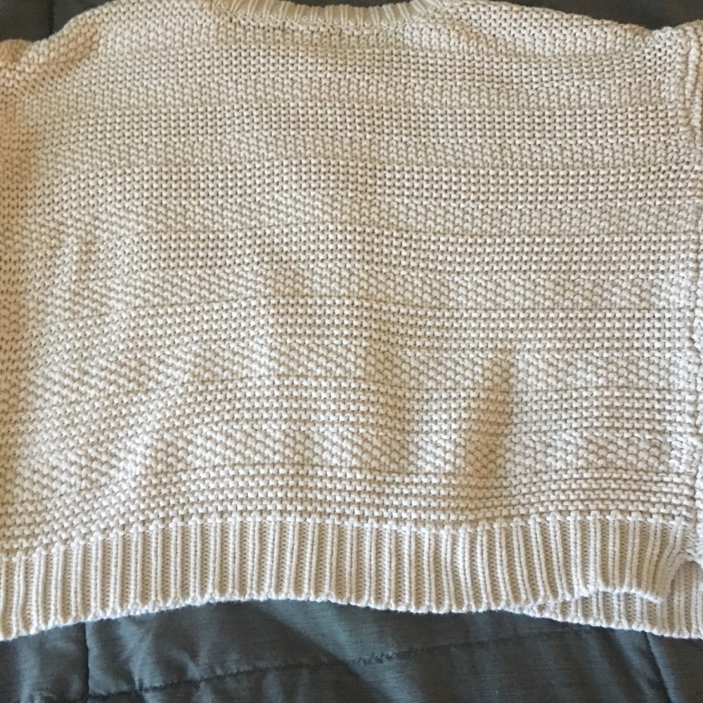 Forever 21 Sweater - Picture 4 of 4